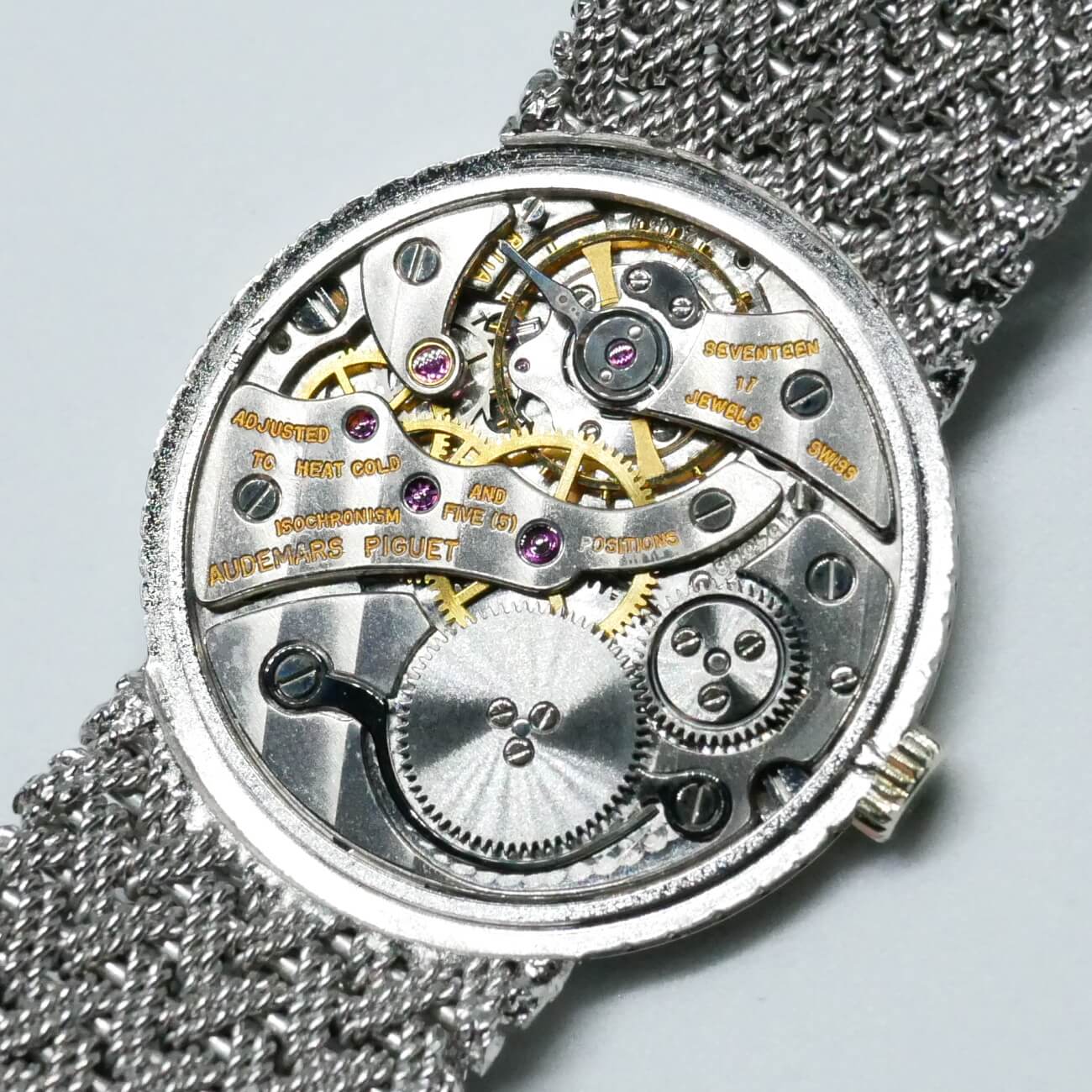 AUDEMARS PIGUET ROUND MODEL