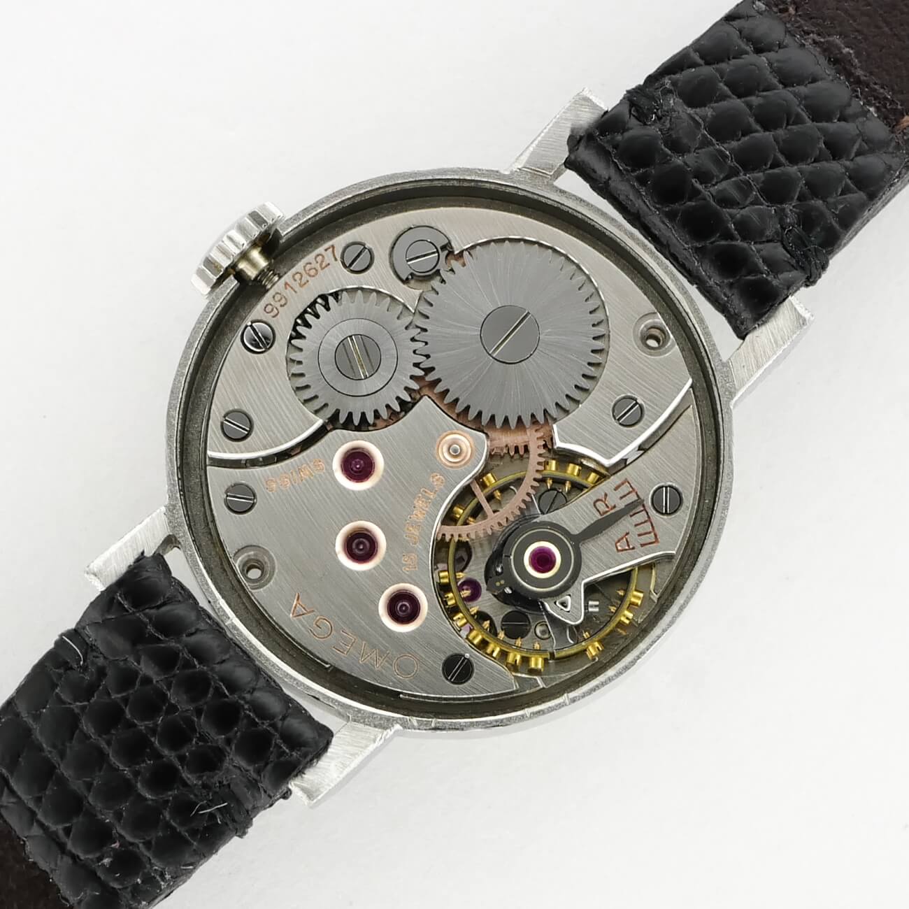 OMEGA ROUND MODEL N.O.S
