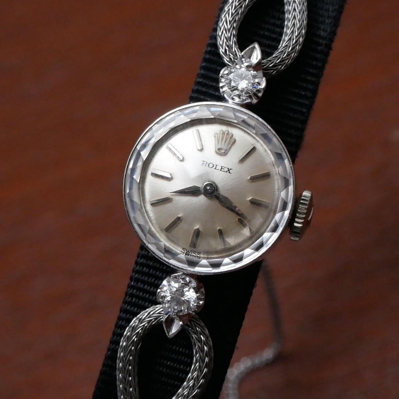 ROLEX ROUND MODEL
