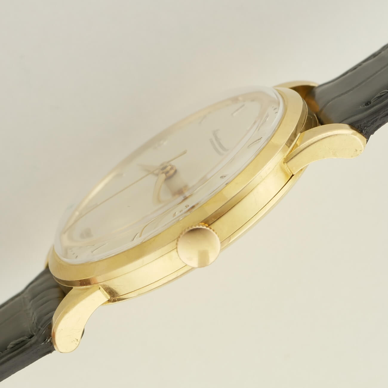 IWC ROUND MODEL