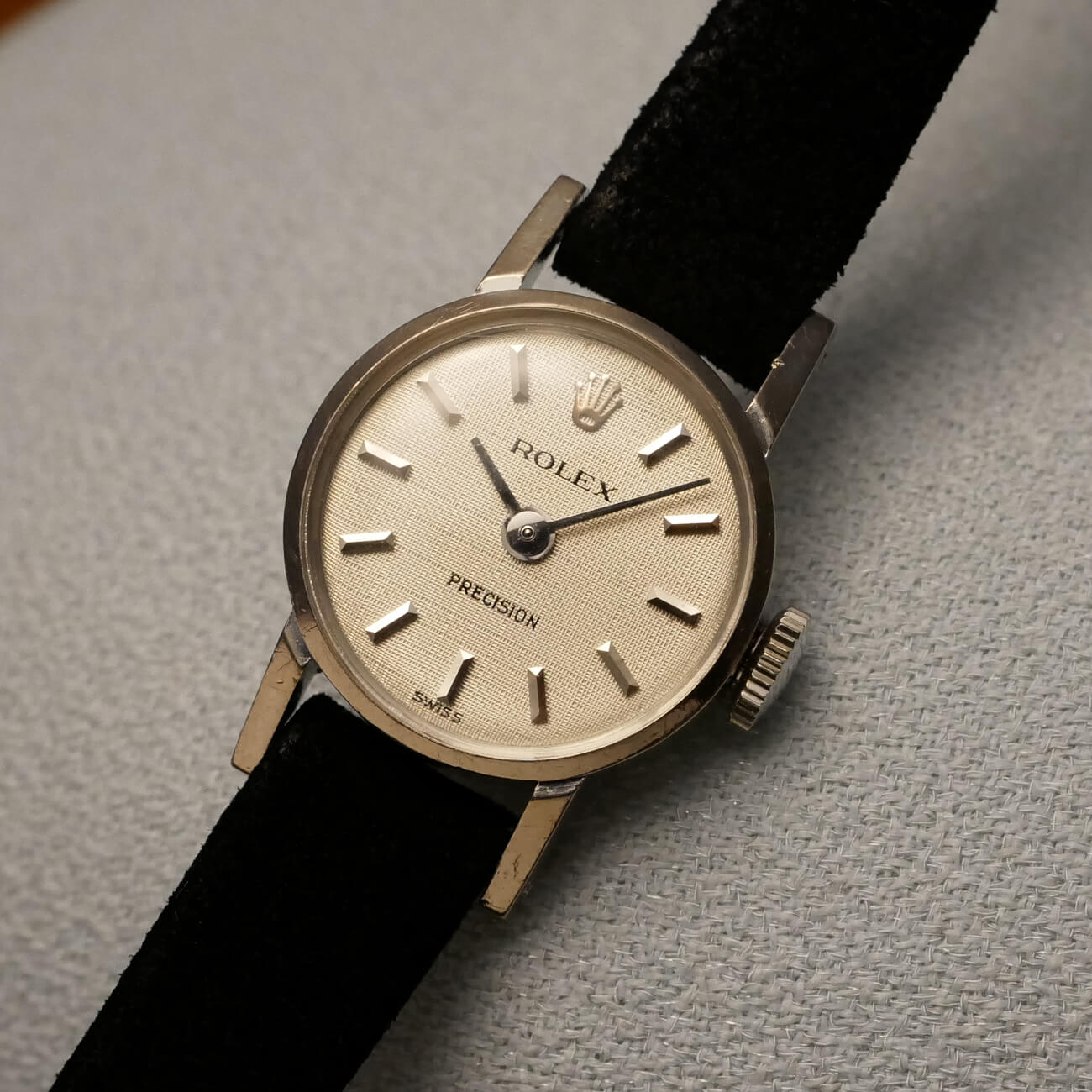 ROLEX ROUND MODEL