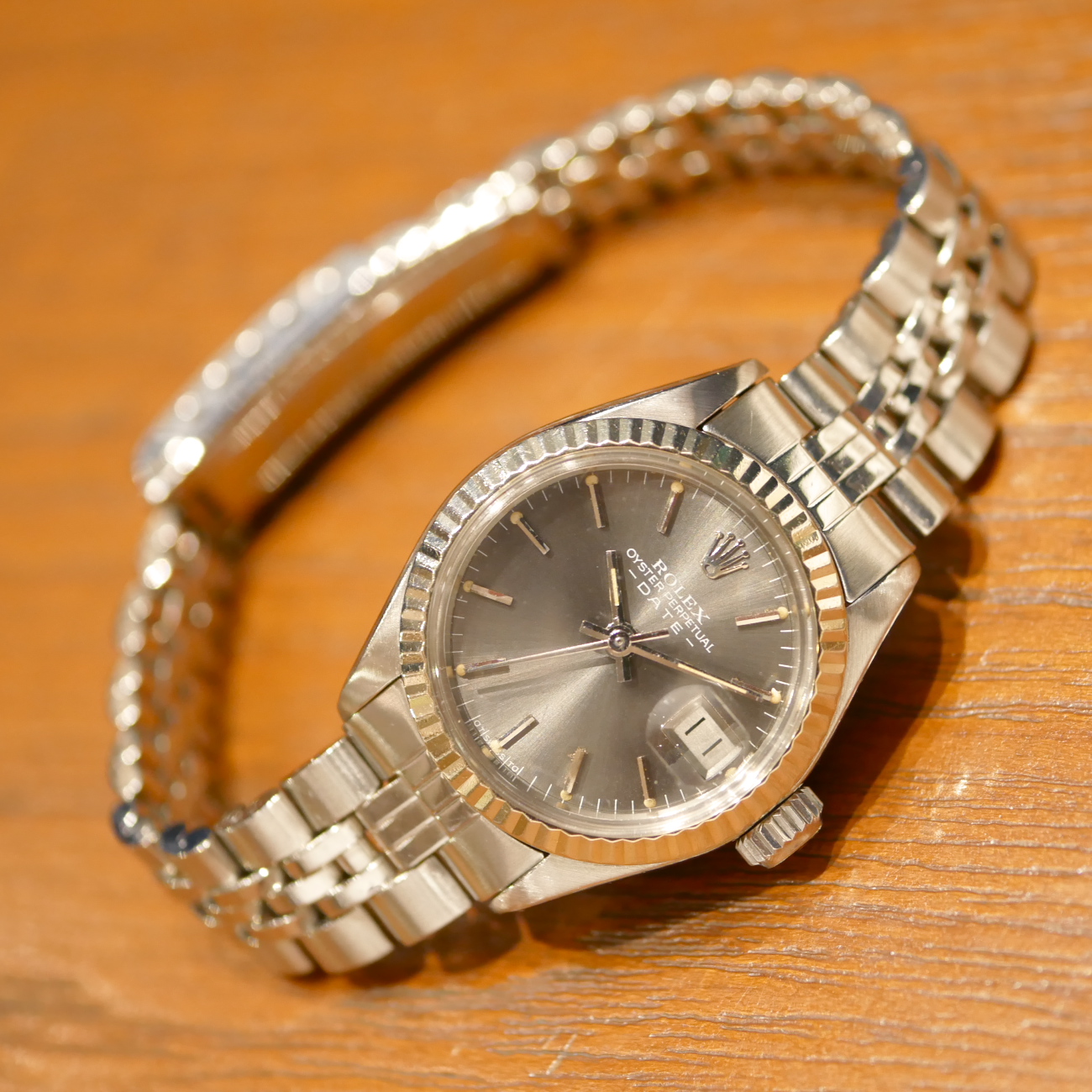 ROLEX OYSTER PERPETUAL DATE