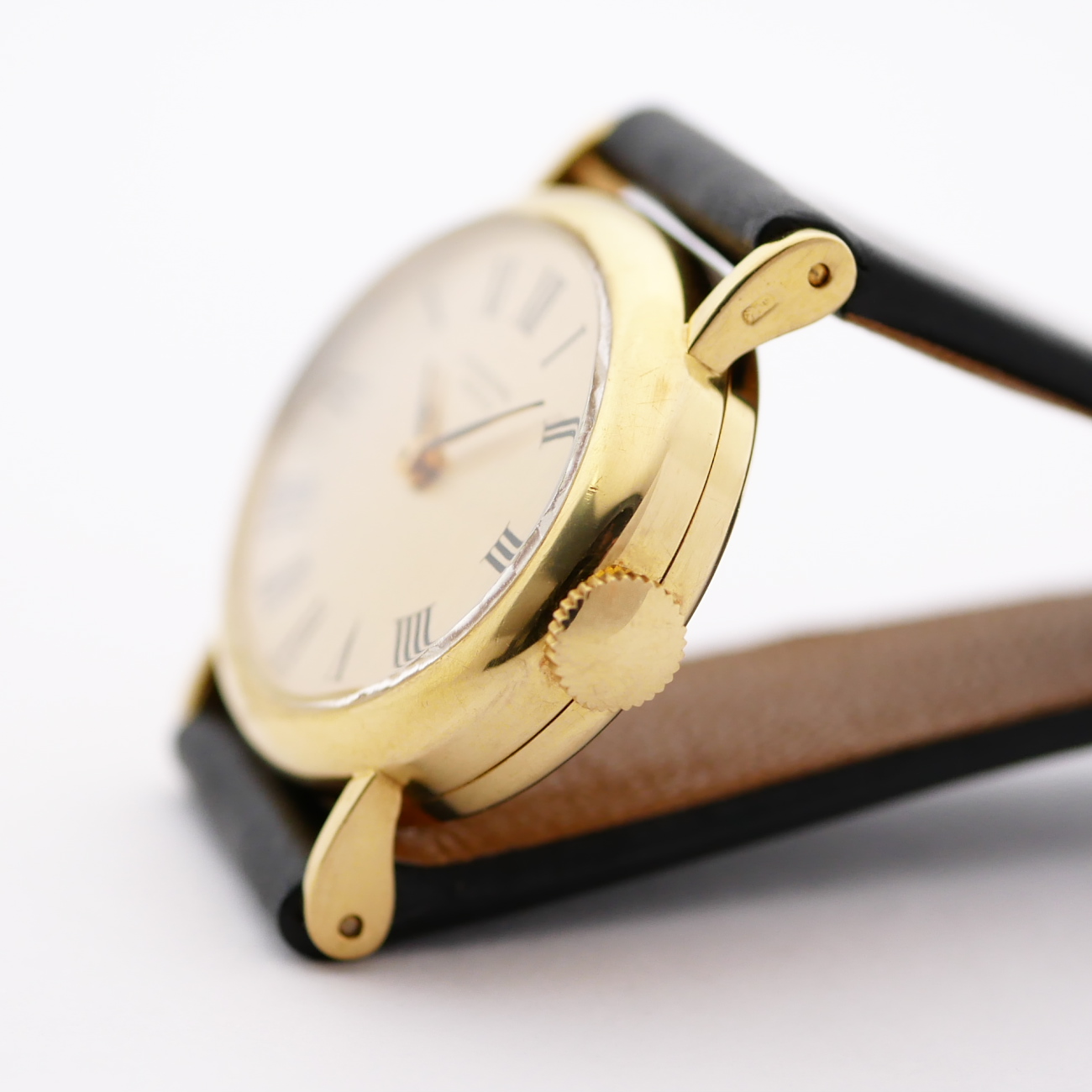 IWC ROUND MODEL