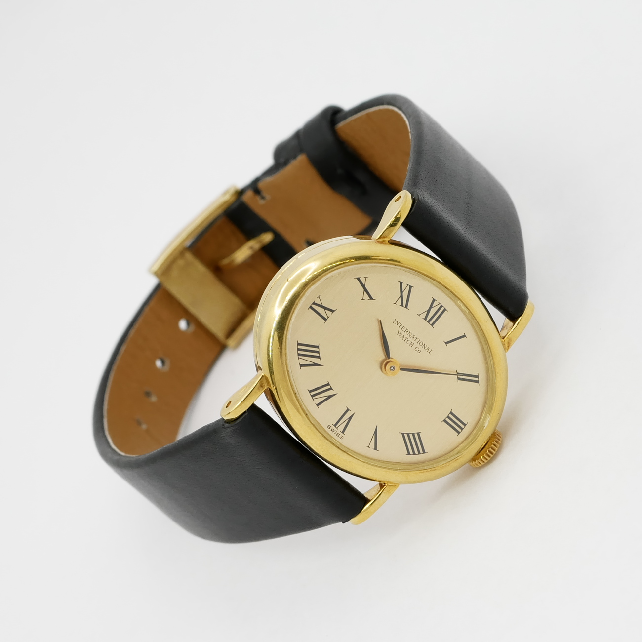 IWC ROUND MODEL