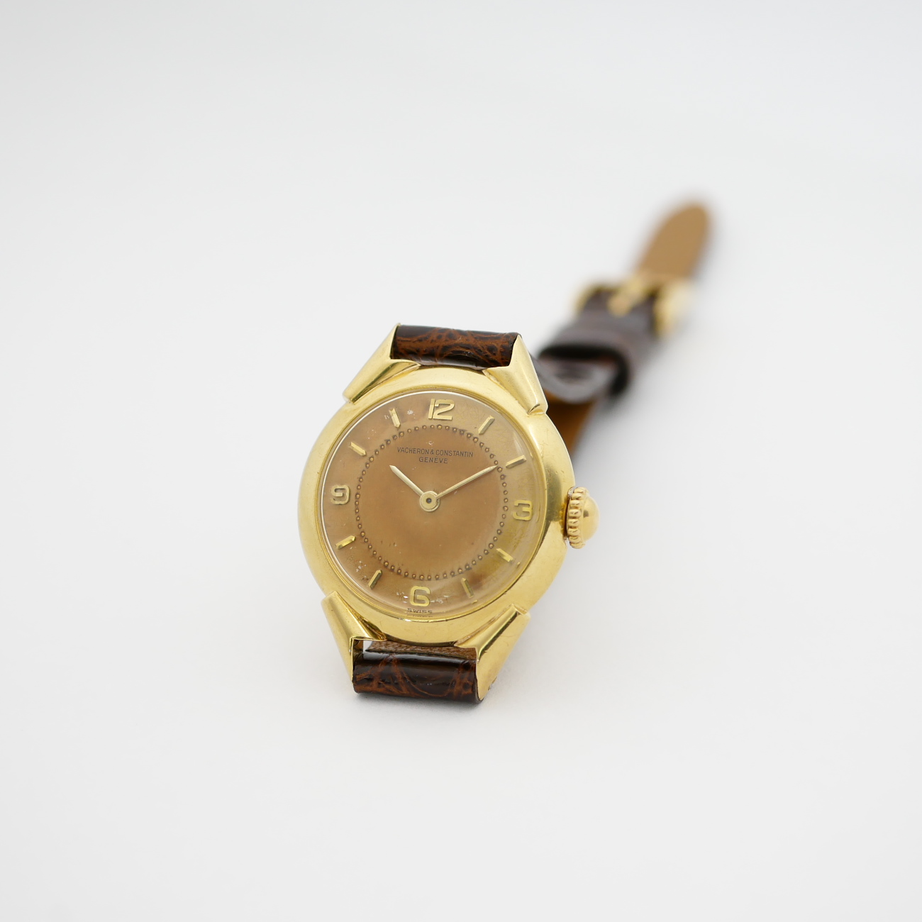 VACHERON & CONSTANTIN ROUND MODEL