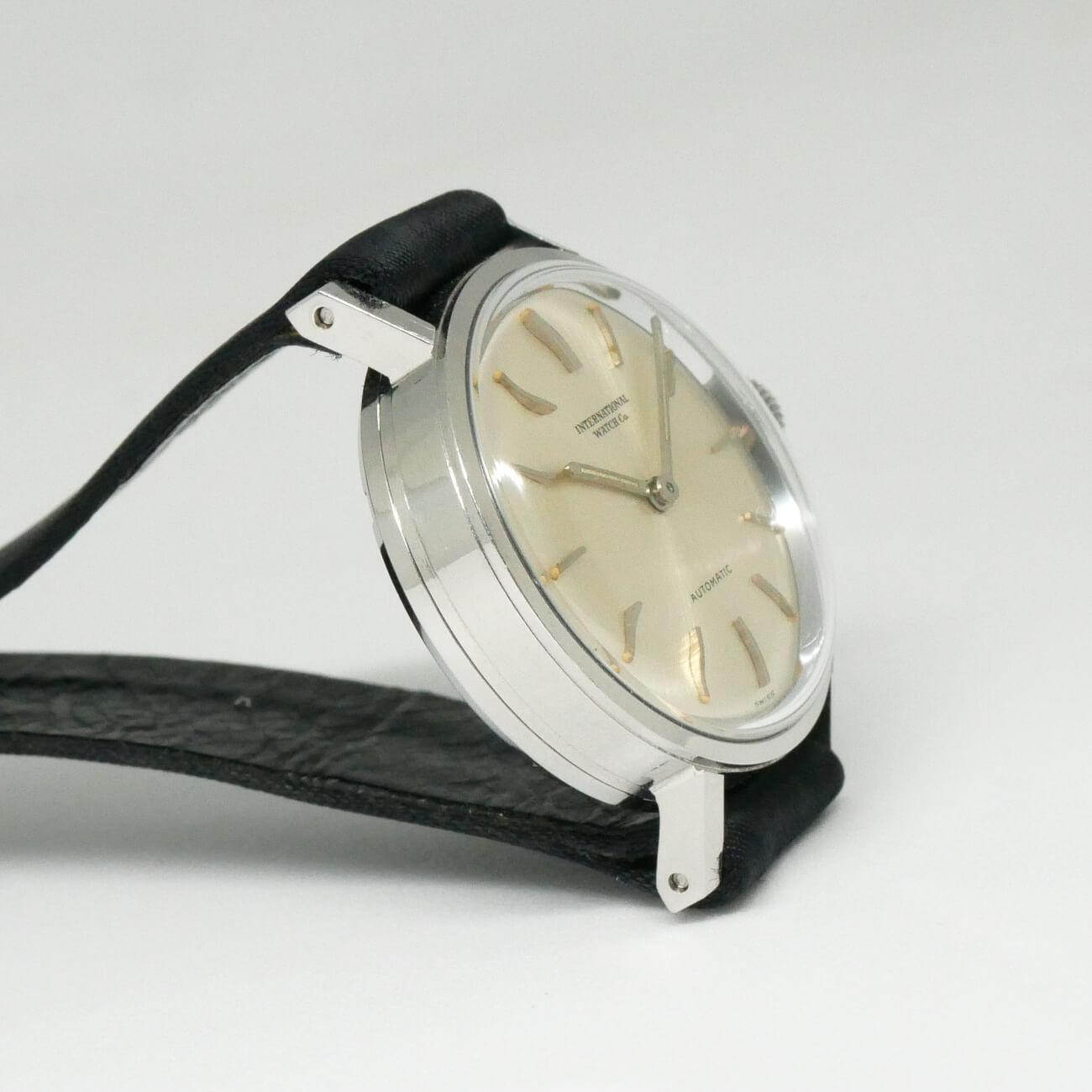 IWC ROUND MODEL