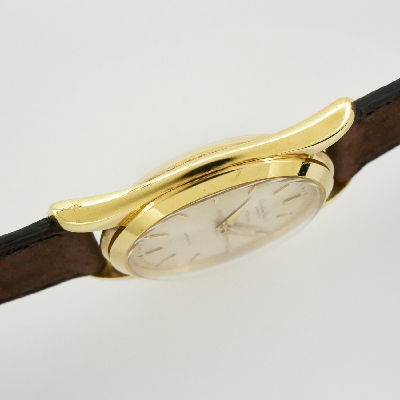 IWC ROUND MODEL