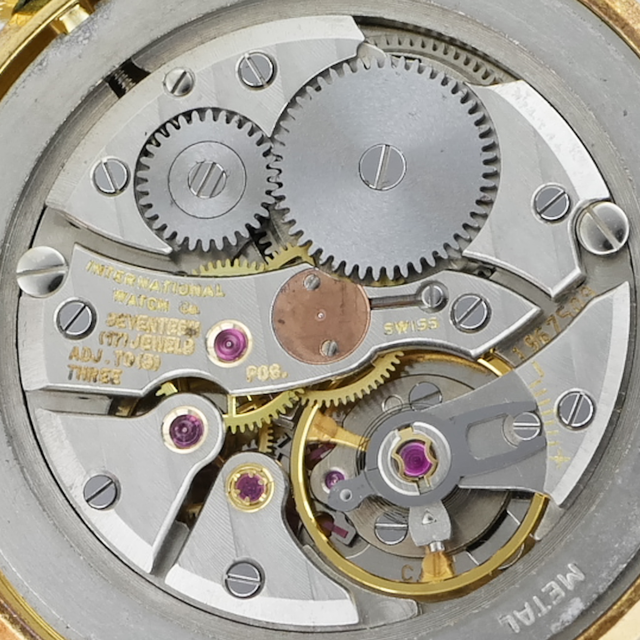 IWC ROUND MODEL