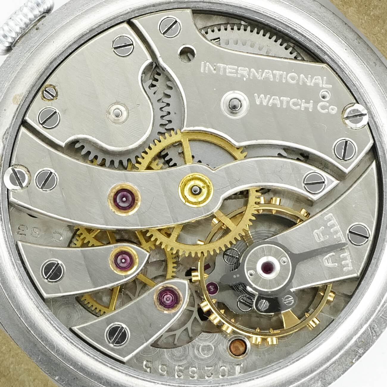 IWC ROUND MODEL