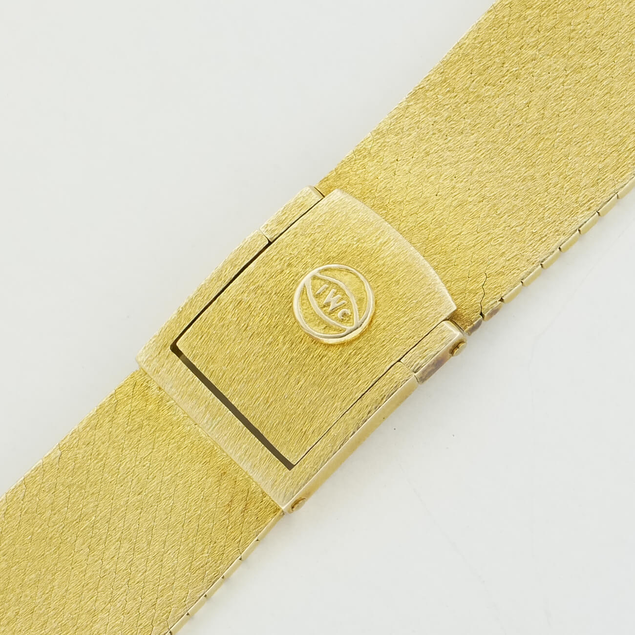 IWC ROUND MODEL
