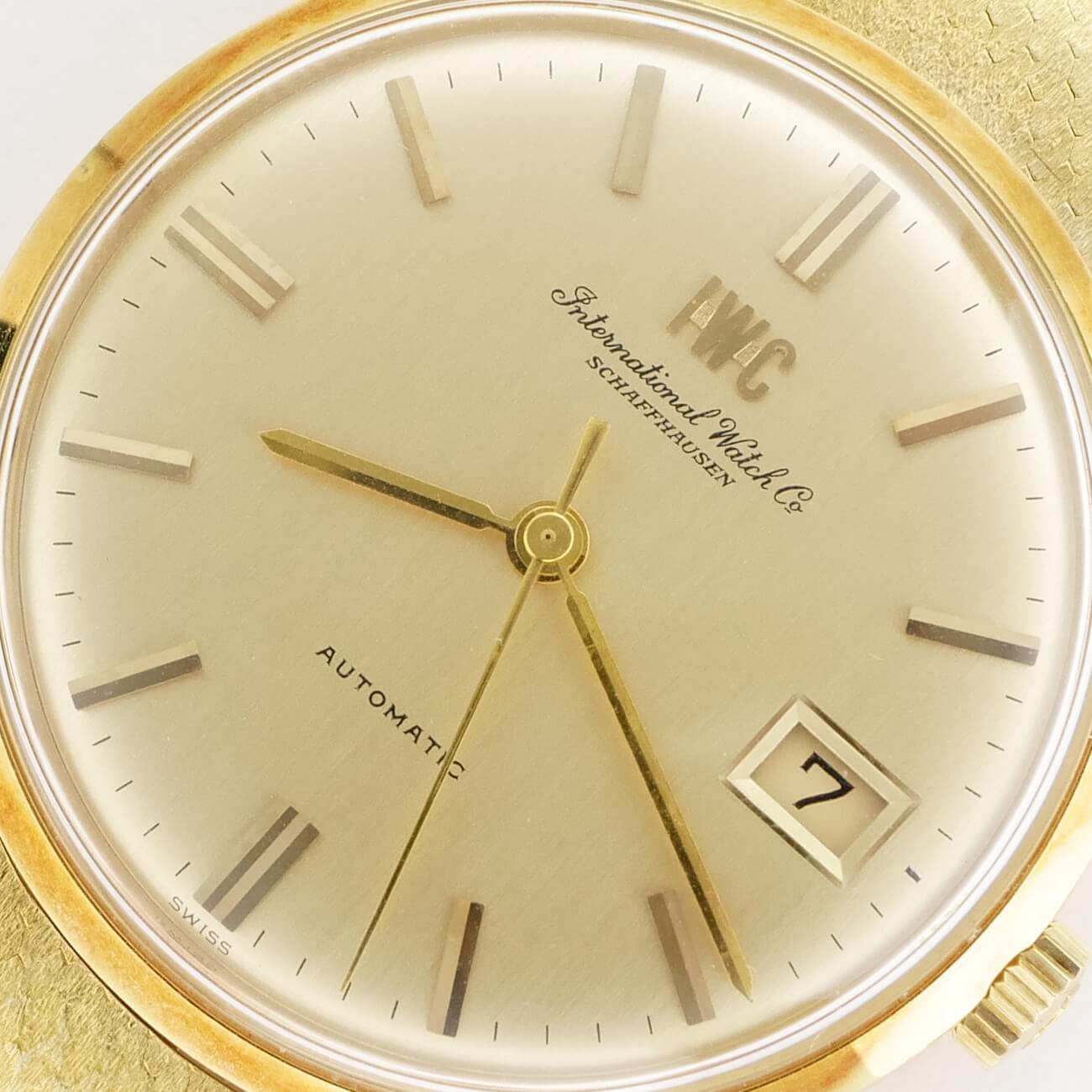 IWC ROUND MODEL