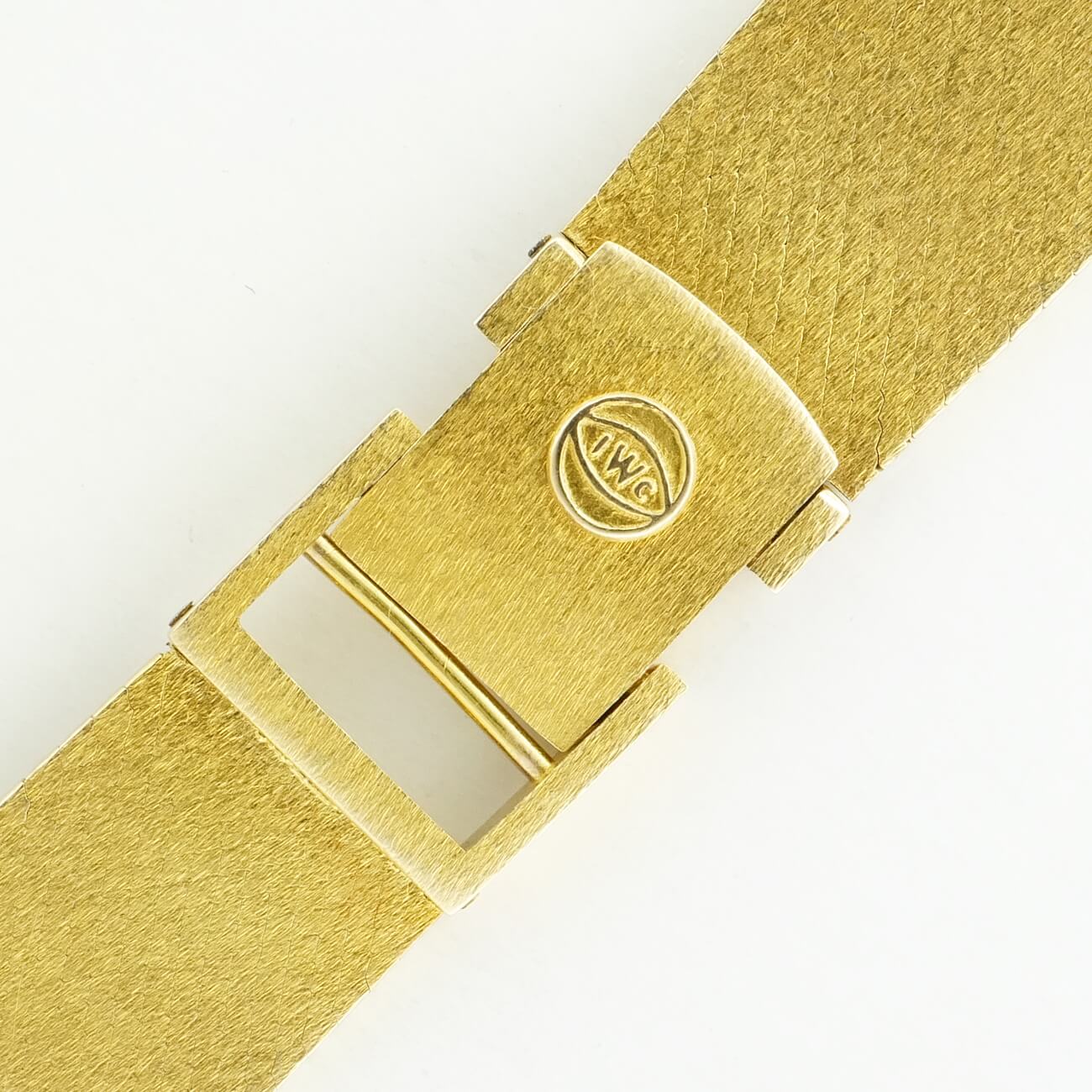 IWC ROUND MODEL