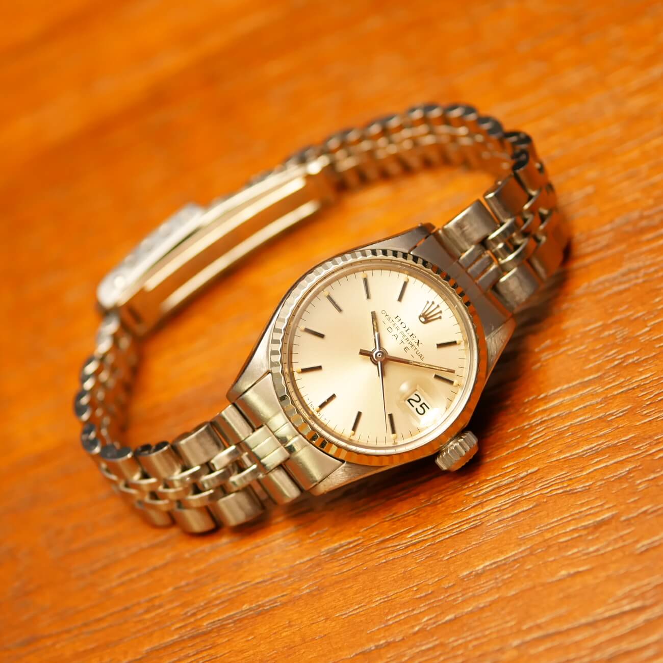 ROLEX OYSTER PERPETUAL DATE