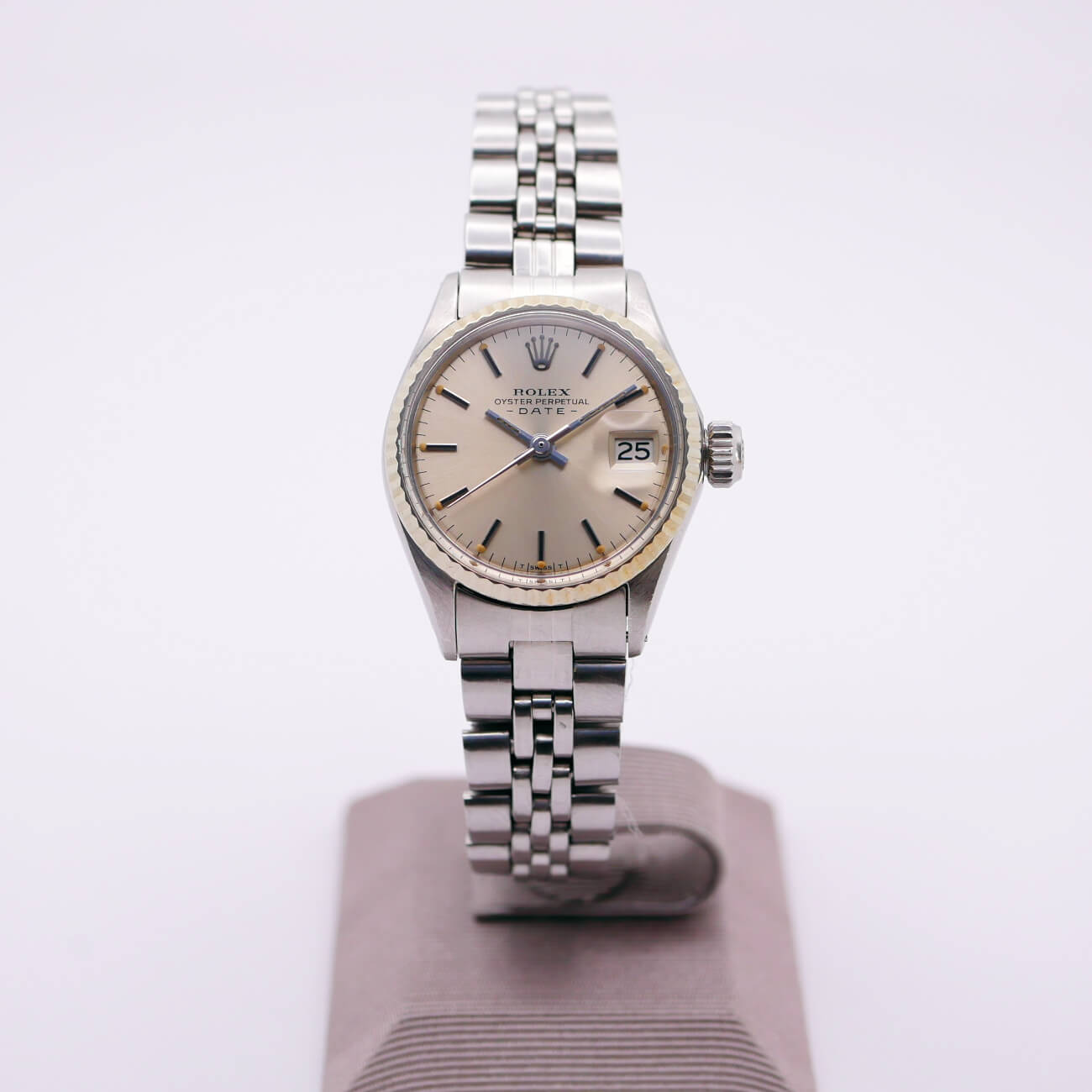 ROLEX OYSTER PERPETUAL DATE