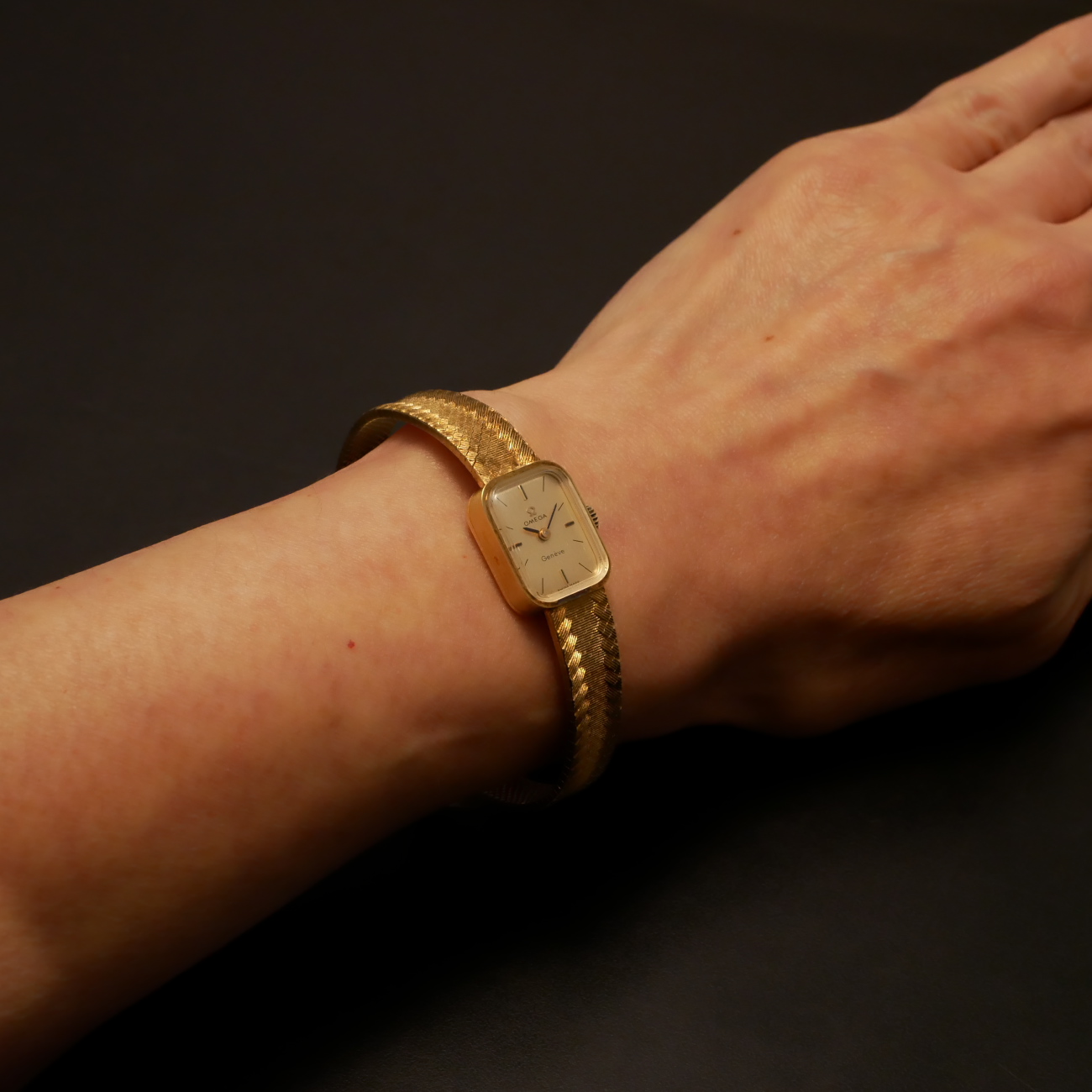 OMEGA GENEVE