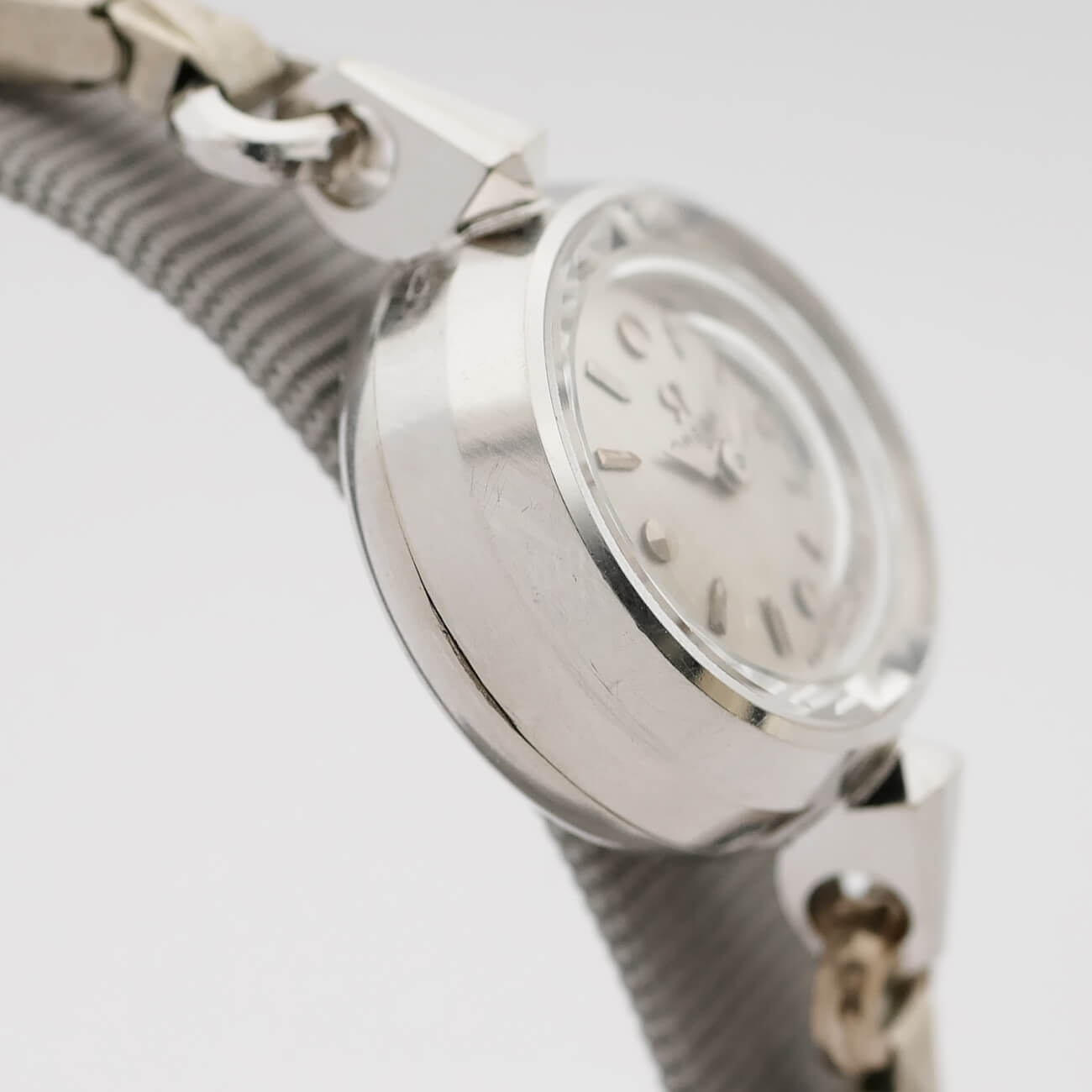 OMEGA ROUND MODEL