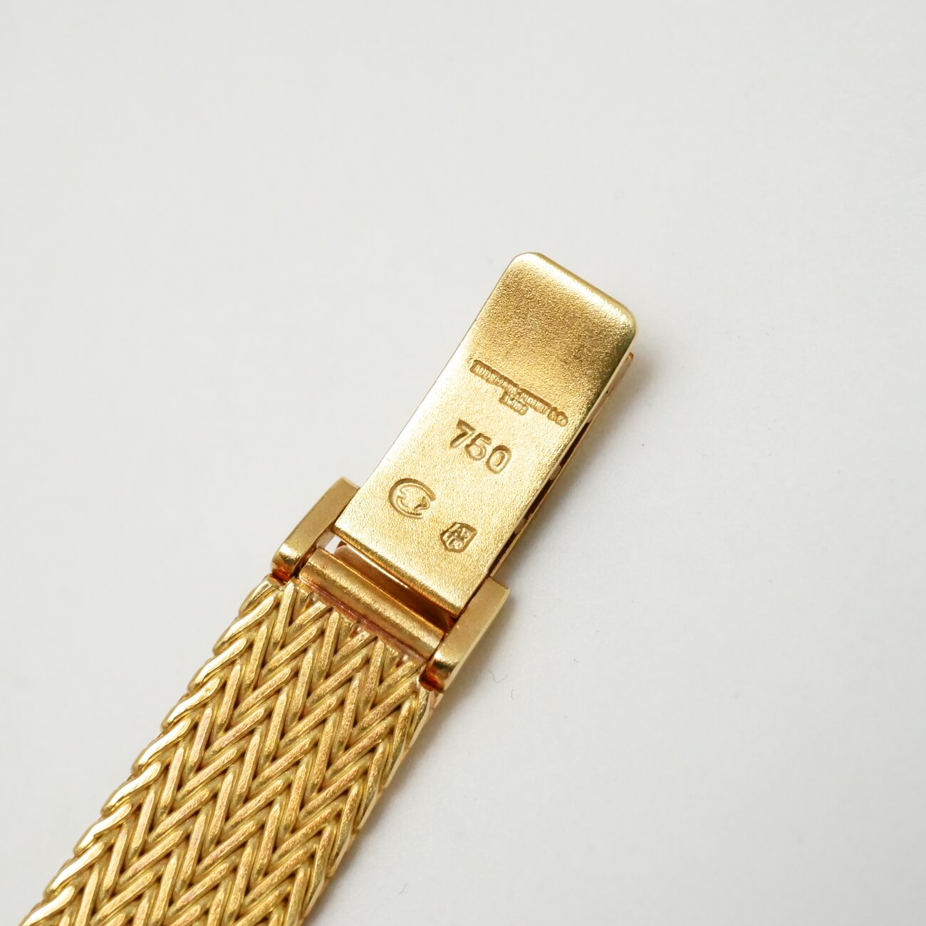 AUDEMARS PIGUET ROUND MODEL