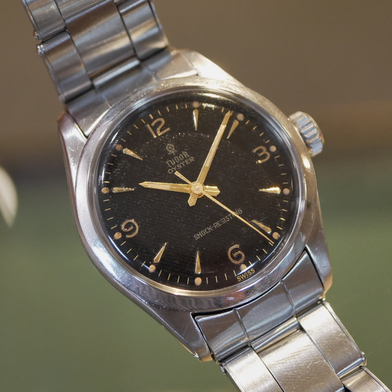 TUDOR OYSTER