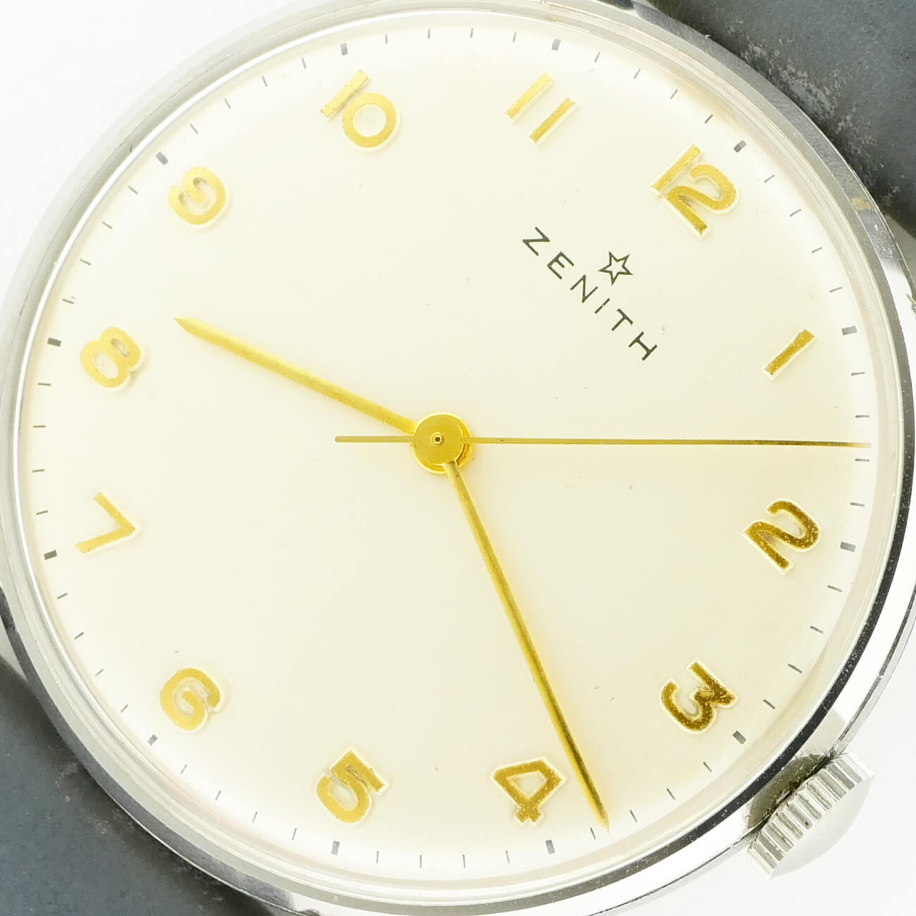 ZENITH ROUND MODEL N.O.S