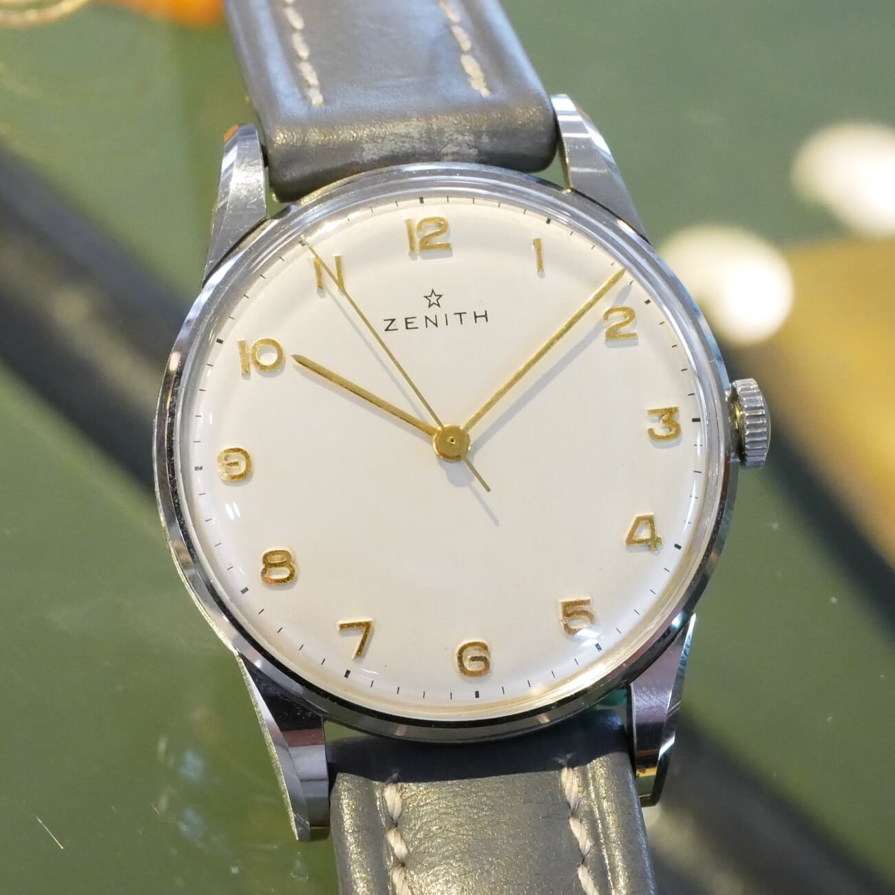 ZENITH ROUND MODEL N.O.S