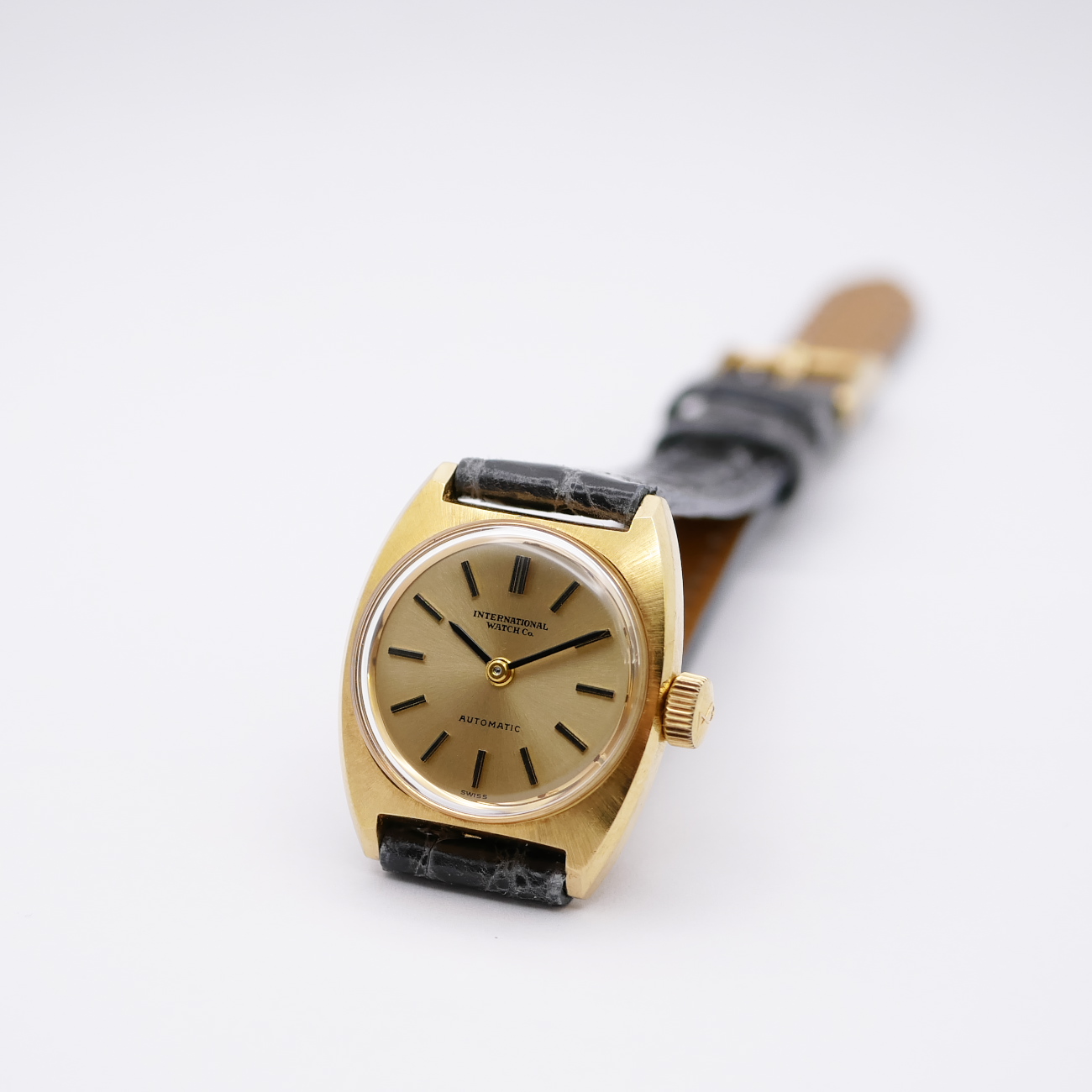 IWC ROUND MODEL