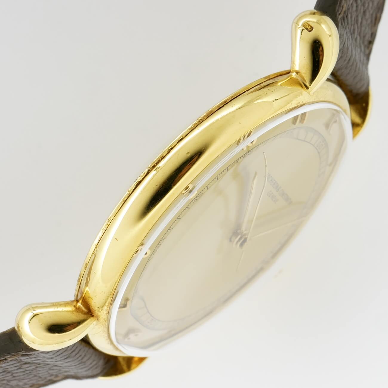 VACHERON & CONSTANTIN ROUND MODEL