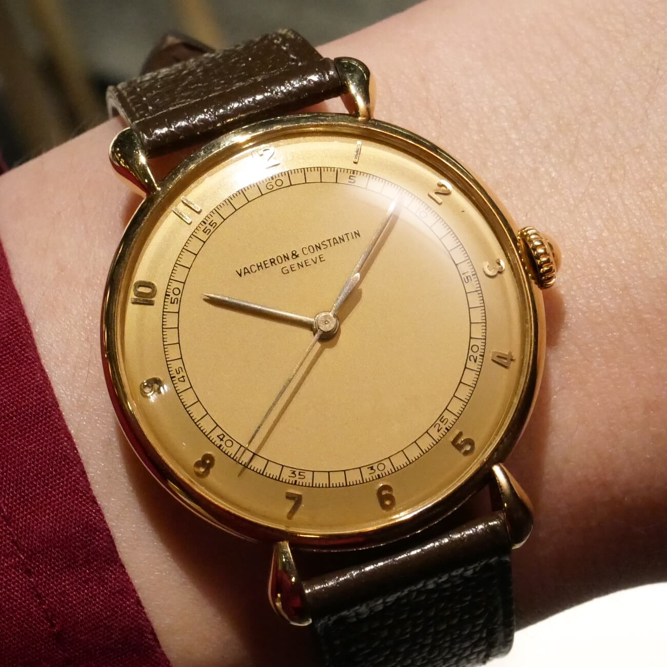 VACHERON & CONSTANTIN ROUND MODEL