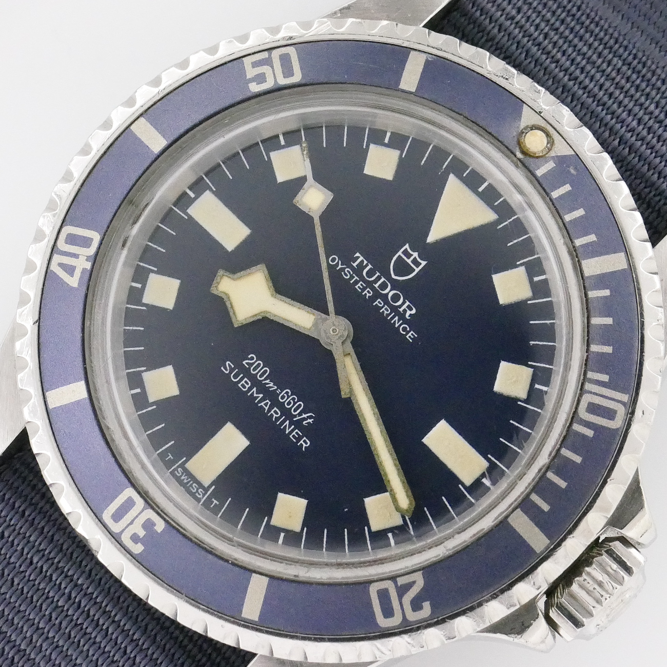 TUDOR SUBMARINER